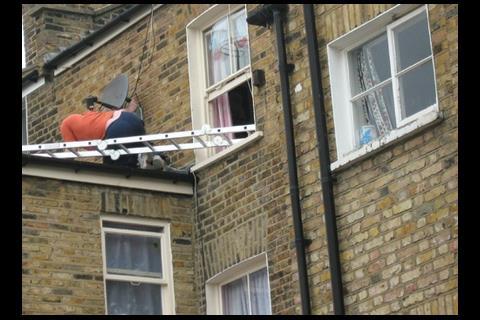 Hannah Berry of Mace Plus’ sent us the shot of her neighbour in action